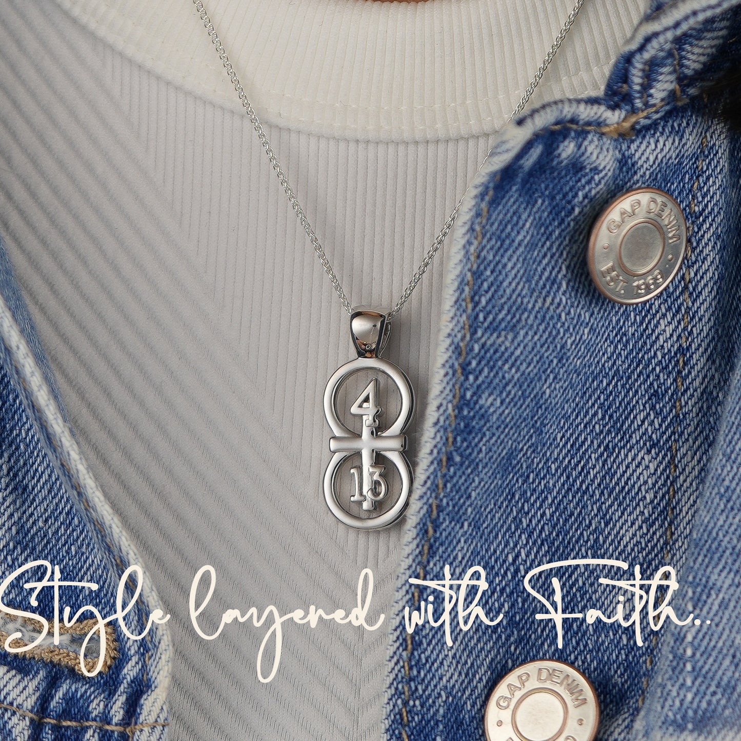 The RIYAN Pendant in silver - Philippians 4:13