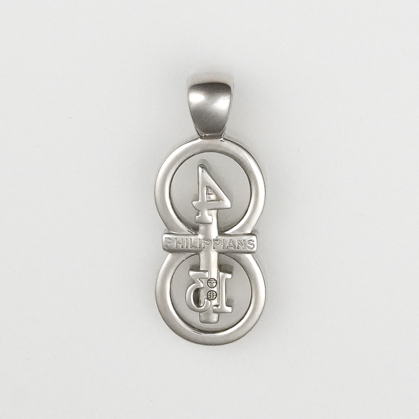 The RIYAN Pendant in silver - Philippians 4:13